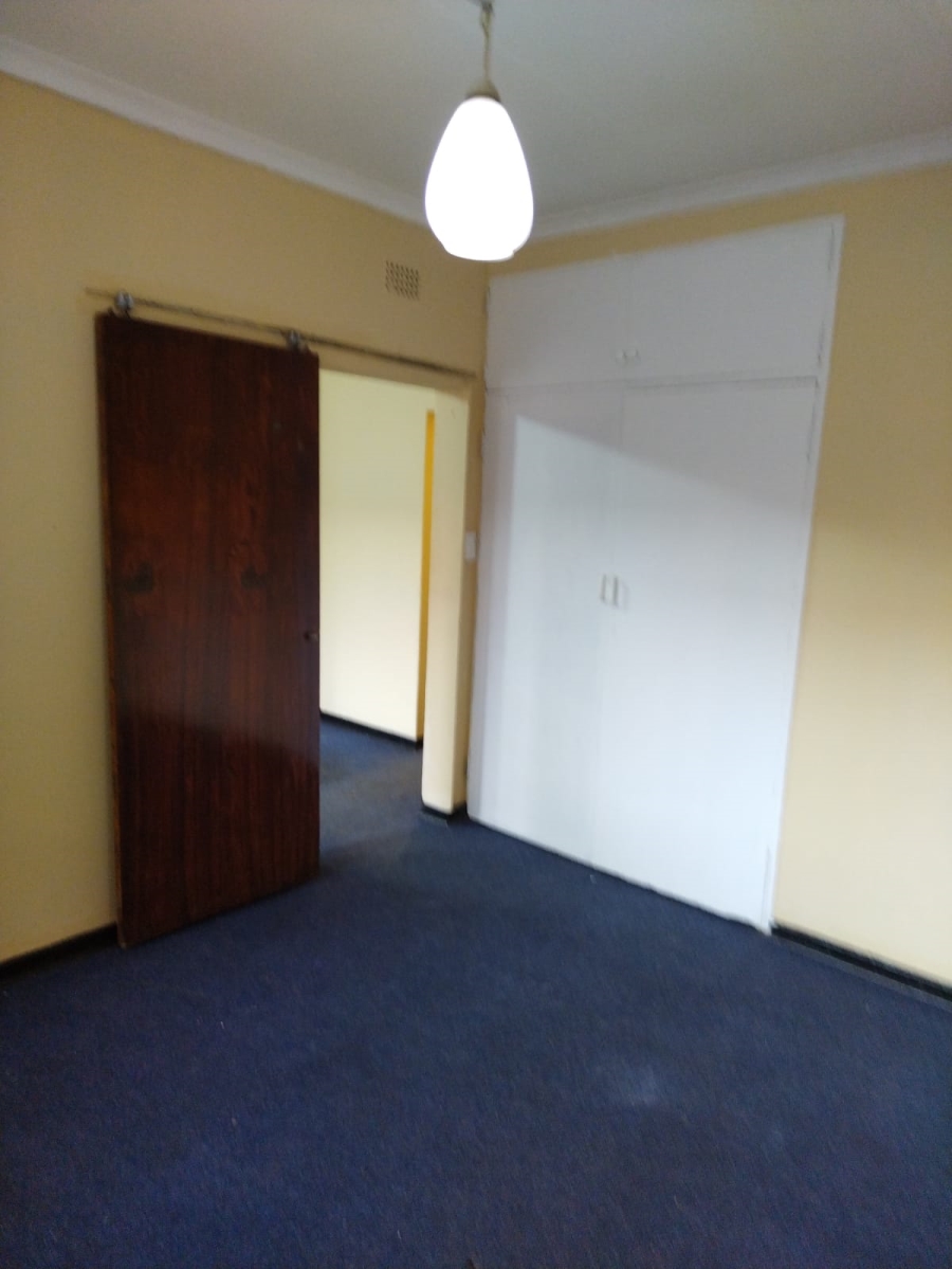 2 Bedroom Property for Sale in Rustenburg Central North West
